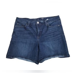 Gently Worn Seven7 Weekender Shorts Women Size 14